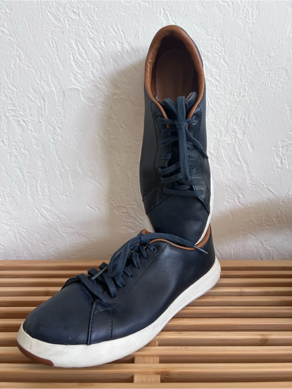 Cole Haan C22586 Men's GrandPro Leather Navy Blue Sneakers Mens Size 7.5